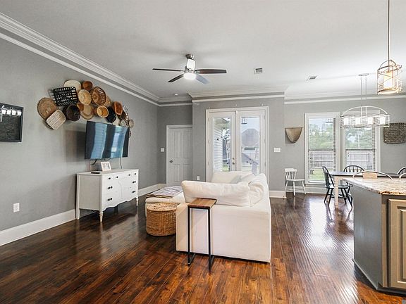 5th image of 33789 Blue River Dr