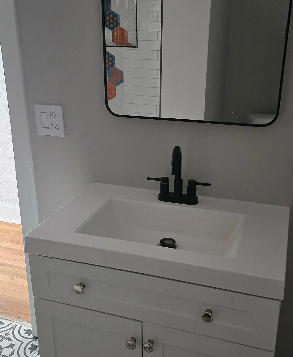 Studio, $925 — Photo 3