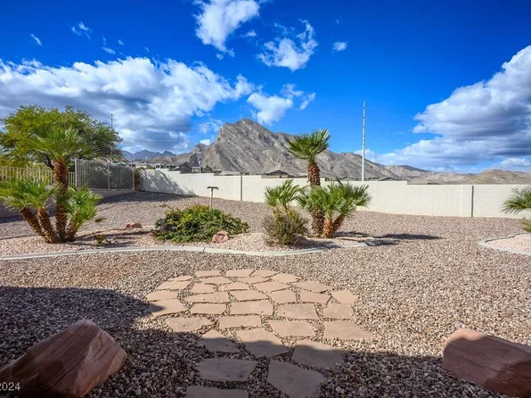 2721 Faiss Dr, Las Vegas, NV 89134