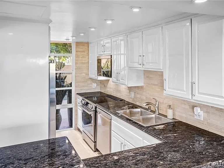 4337 Marina City Dr #149 — Photo 12