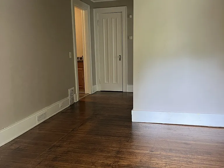 18 Wellington Ave — Photo 12