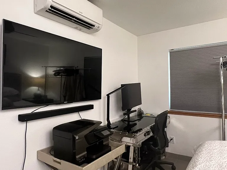 Lebon Dr — Photo 13