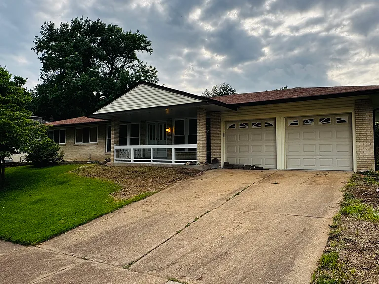 13153 Weatherfield Dr — Photo 17