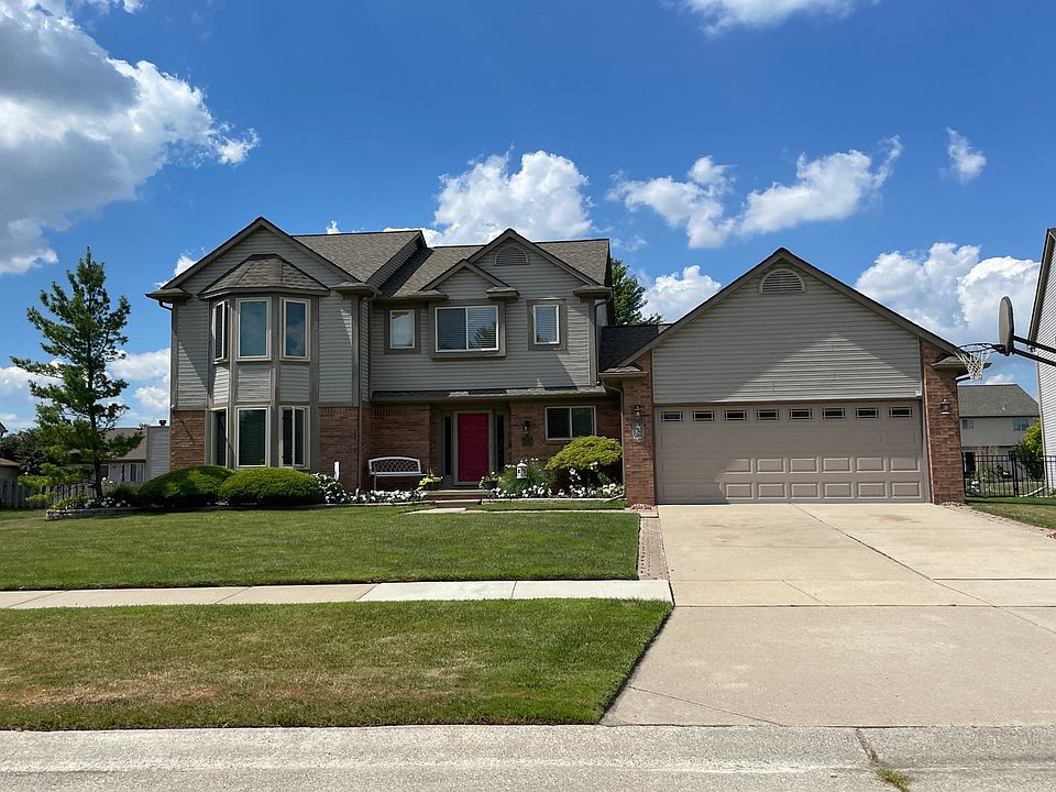 1st image of 22483 Clearwater Dr