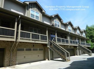 247 Vannoy Park Ln, Atlanta, GA 30316