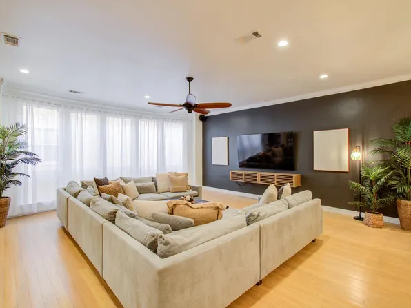 3010 Chenevert St, Houston, TX 77004