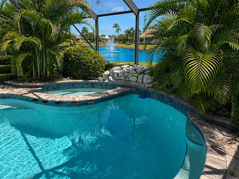 317 Lanternback Island Dr — Photo 1