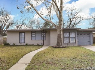 634 Karen Ln, San Antonio, TX 78218