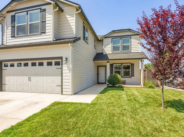 1775 Carrera Cir, Medford, OR 97504