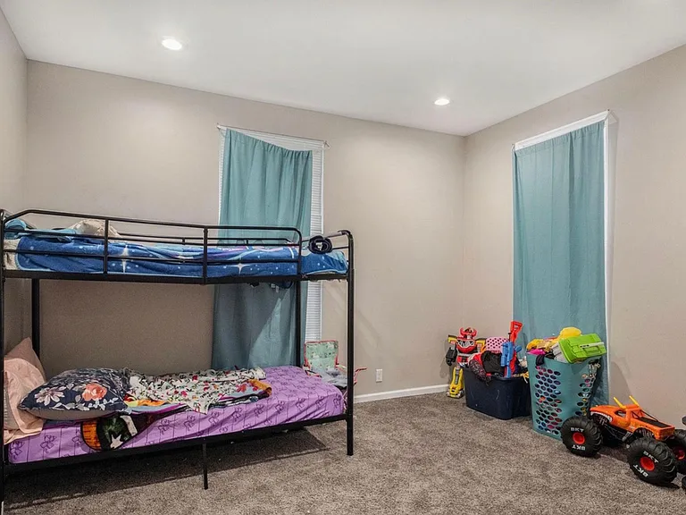 121 S Elm Ave #1 — Photo 13