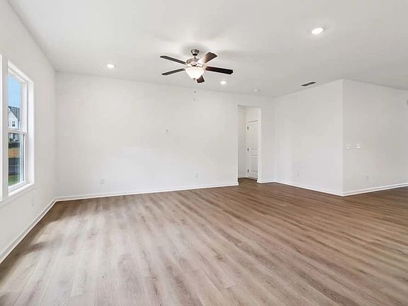 Sample Photo Family Room