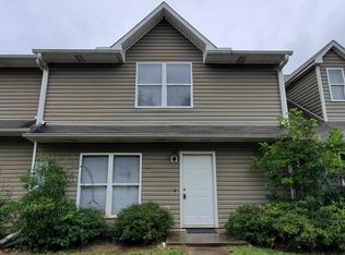 2004 Glades Dr, Calera, AL 35040
