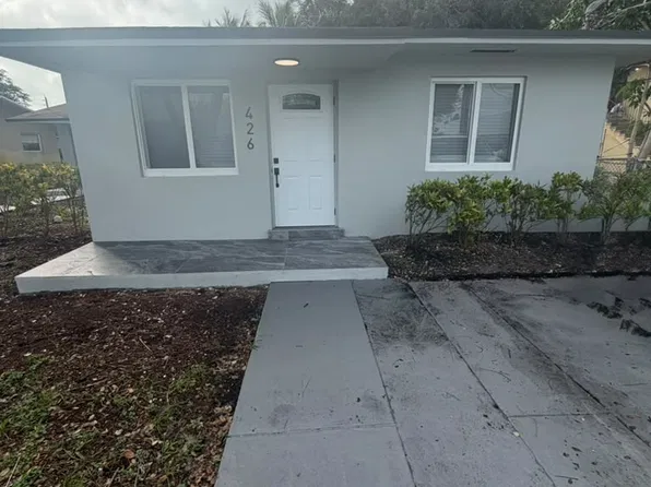 426 NE 166th St #426, Miami, FL 33162