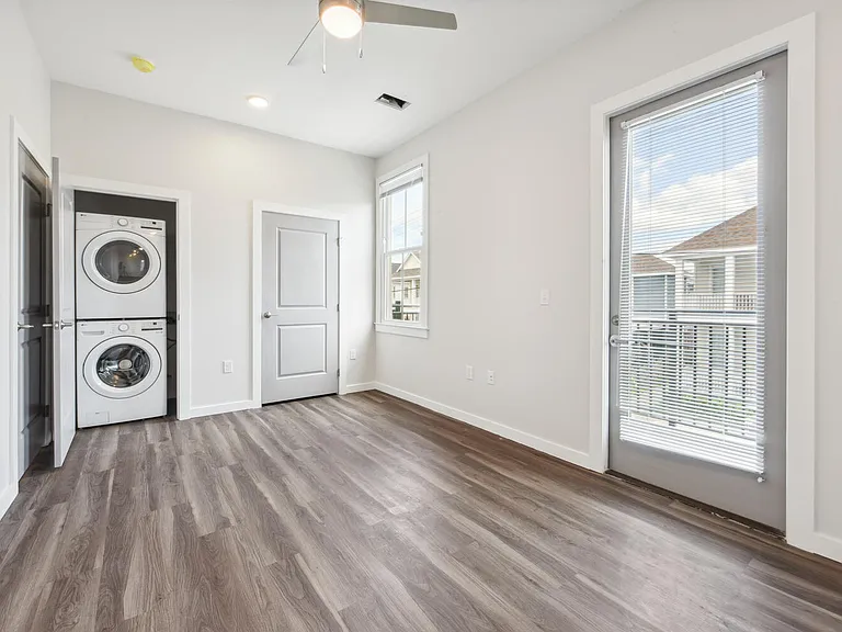 Woodring Apartments — Photo 18