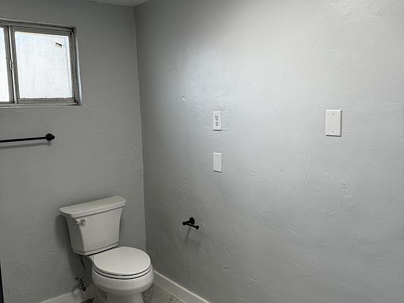 2nd image of 10277 N Loop Dr Unit B