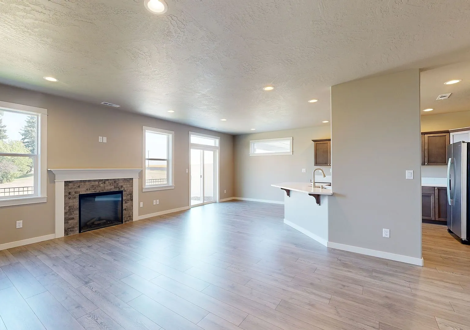 Home in Harvey Ranch Estates — Photo 4