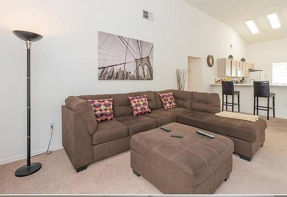4th image of 224 Old Mill Cir