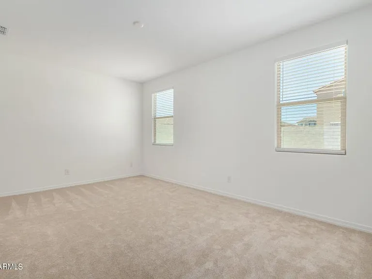 17318 W Surrey Dr — Photo 20