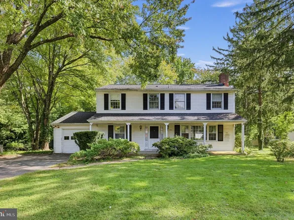 124 Delview Dr, Wilmington, DE 19810
