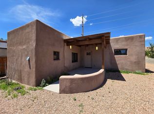 1708 Paseo De Peralta #B, Santa Fe, NM 87501
