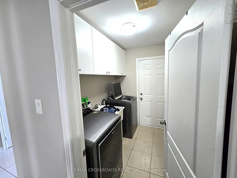34 Sonley Dr — Photo 15