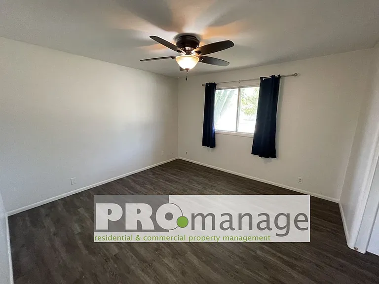 220 N Ladino Dr — Photo 10