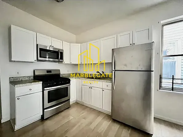 684 Grove St, Irvington, NJ