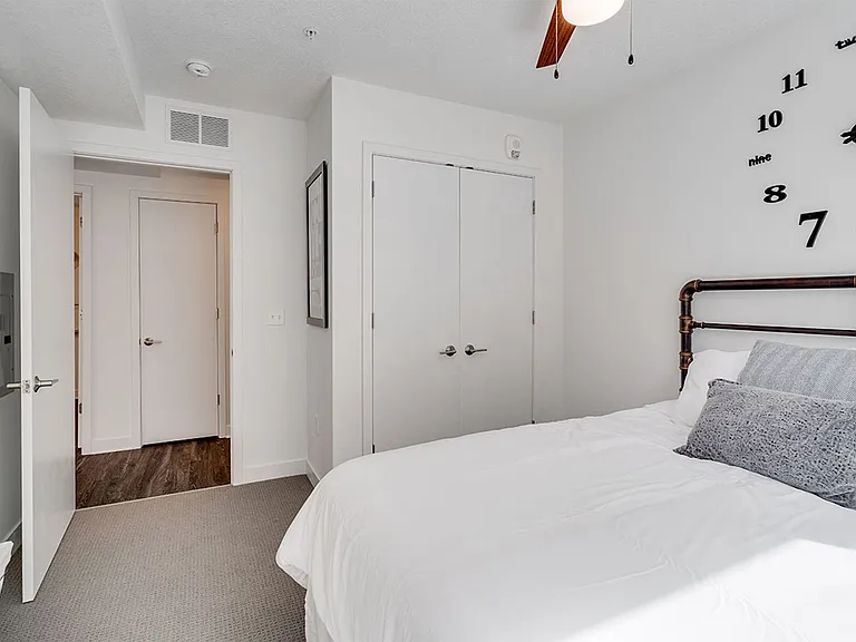The Donegan Apartments — Photo 54