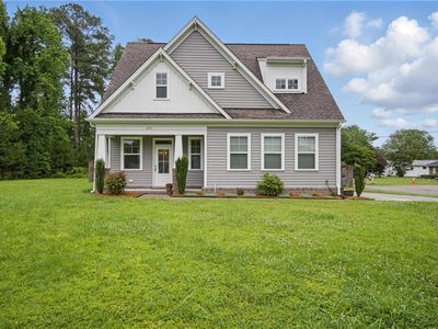 653 Waters Rd, Chesapeake, VA, 23322
