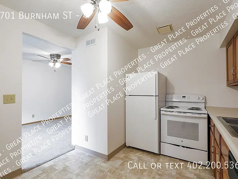 1701 Burnham St #4 — Photo 11