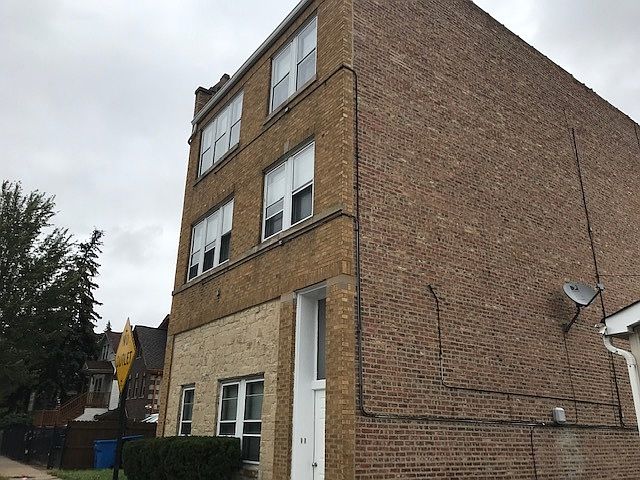 1st image of 4047 N Narragansett Ave