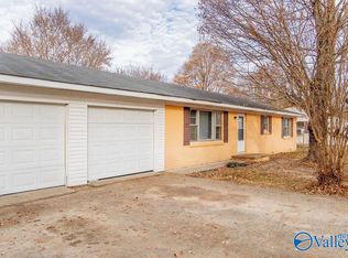 20171 Wallace Ln, Athens, AL 35614