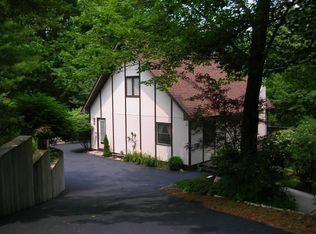 15 Christopher Rd, Merrimack, NH 03054