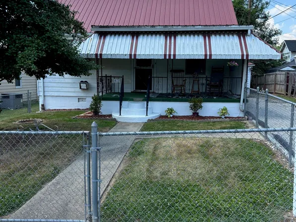 413 Rowland Ct, Huntington, WV 25702