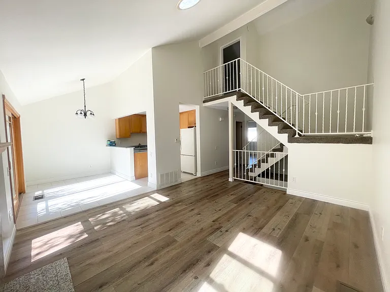 5470 Baltimore Dr #11 — Photo 5