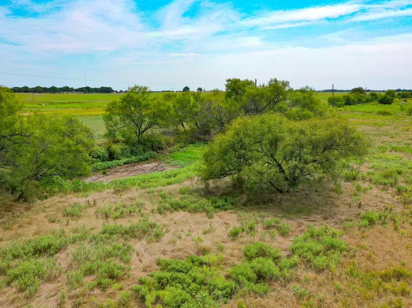 199 Highway Hwy, Jacksboro, TX 76458