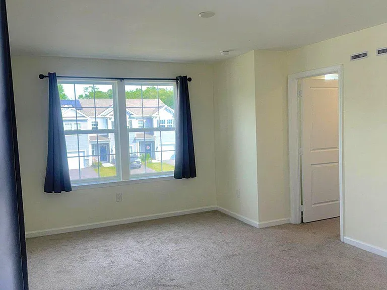 324 Mazzeo Dr — Photo 11
