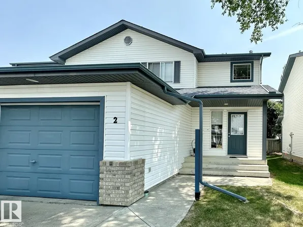 2 Grove Meadow Dr #3, Spruce Grove, AB T7X 4L9