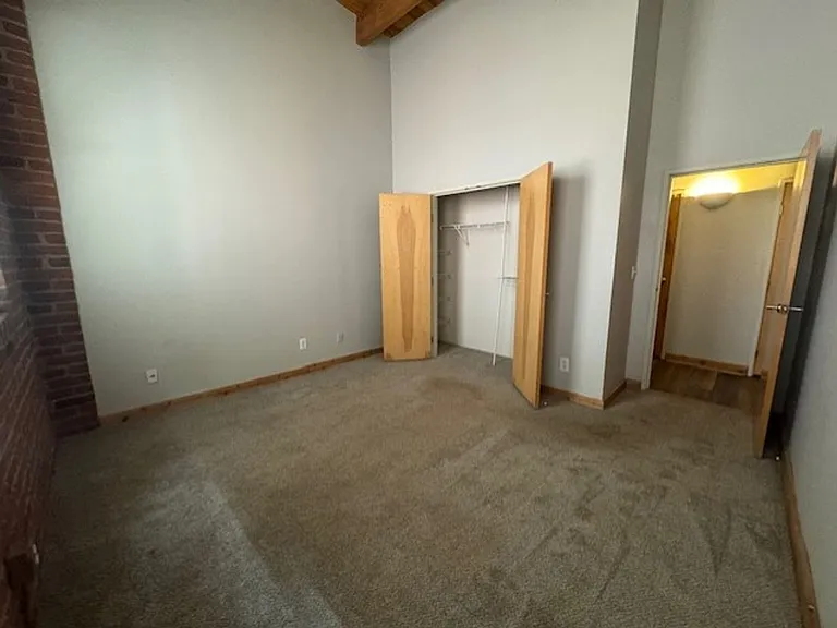 Bridgeview Apartments — Photo 39