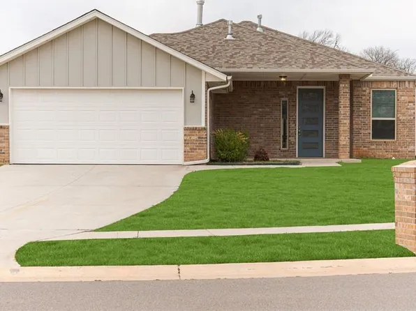 836 Twin Lakes Dr, Noble, OK 73068