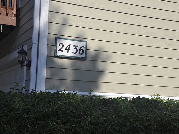 5th image of 2436 Courtyard Cir Unit 2