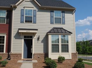 2055 Sage Park Dr, Charlotte, NC 28217