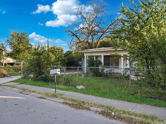 3rd image of 4234 San Luis