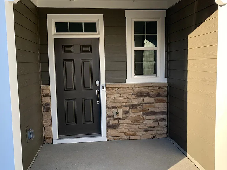 164 Hunston Dr — Photo 6
