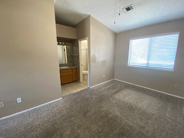 2600 Brookside Dr #23 — Photo 16