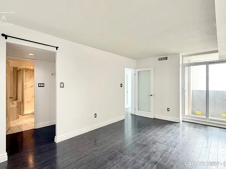 3233 Eglinton Ave E #1406 — Photo 7
