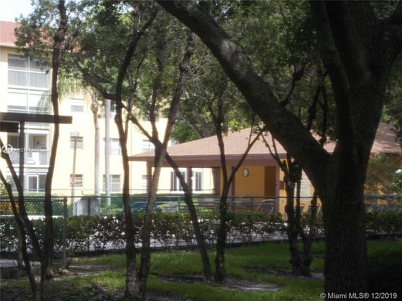 3rd image of 1400 SW 124th Ter APT 306Q