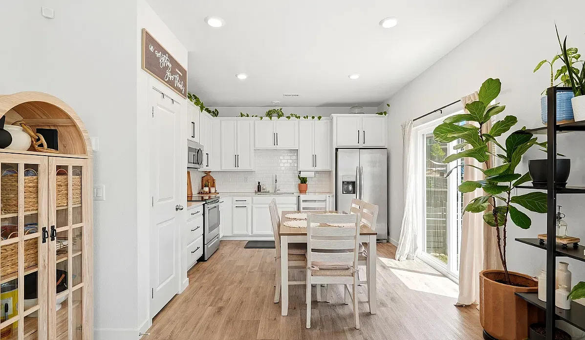 3 bed, 2.5 bath, 1539 sqft, $2,550 — Photo 4