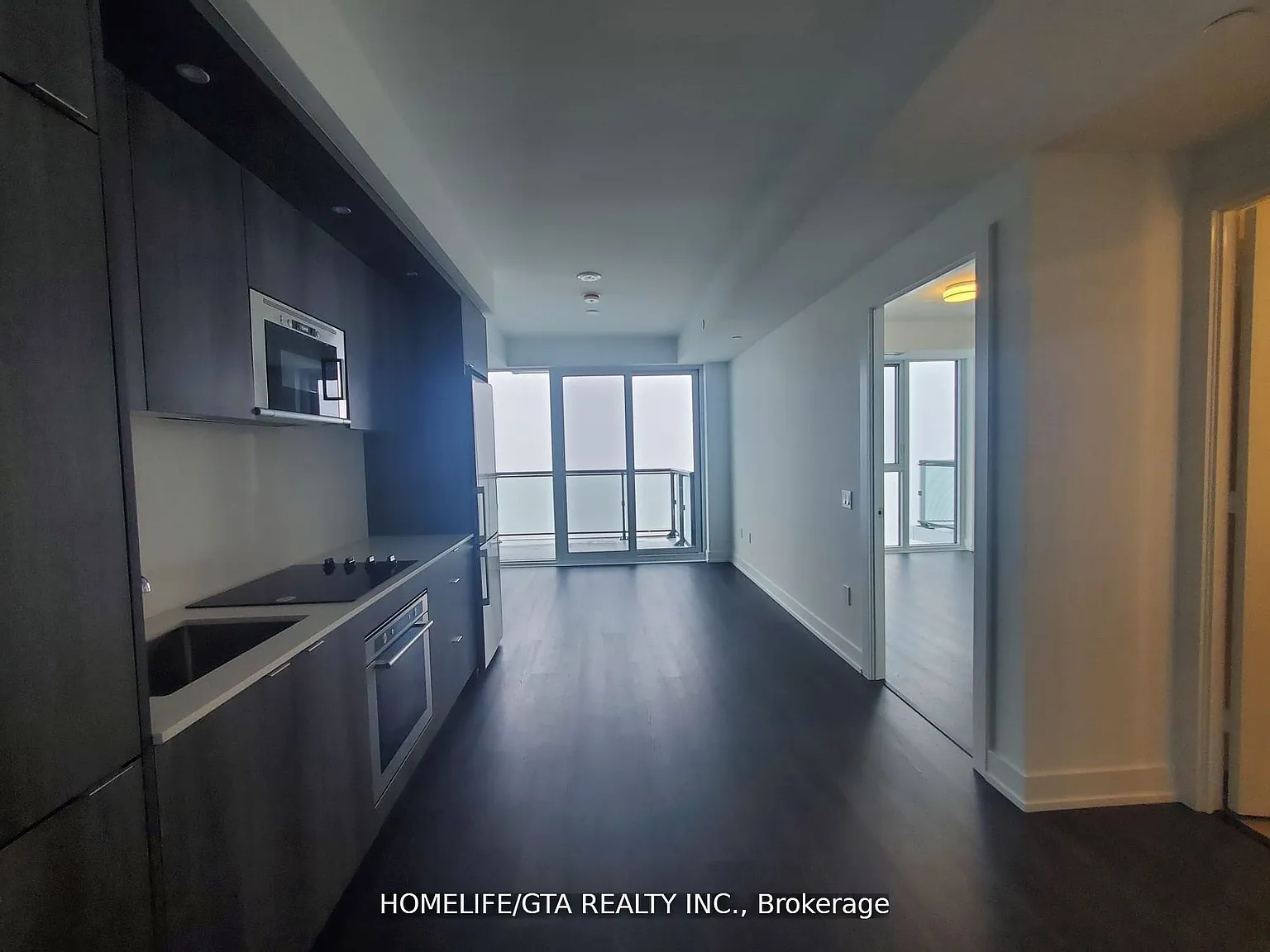 1 bed, $2,000 — Photo 2