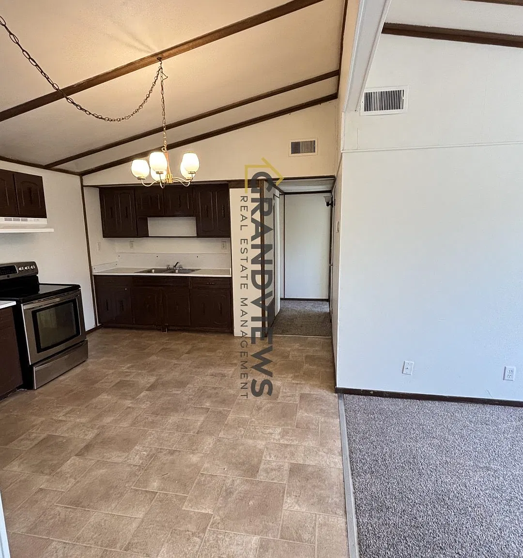 1 bed, 700 sqft, $800 — Photo 3
